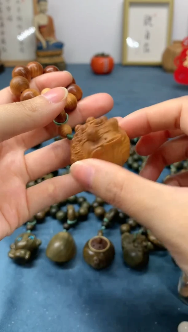 【闪购商品】柏木（崖柏）把件高油料 金蟾