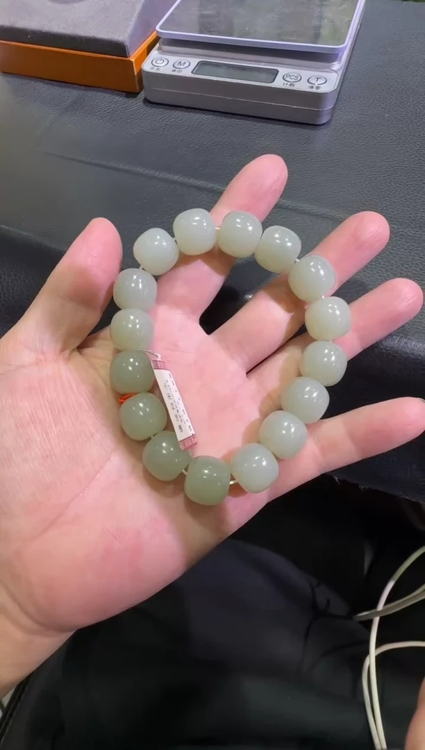 未镶嵌手串和田玉近矿高清白手串  （产地直发）