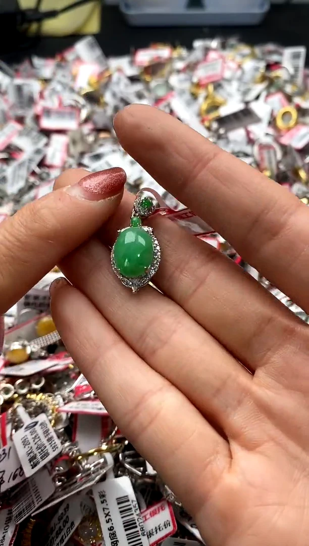 【闪购商品】翡翠戒指银S925镶嵌77777777    0