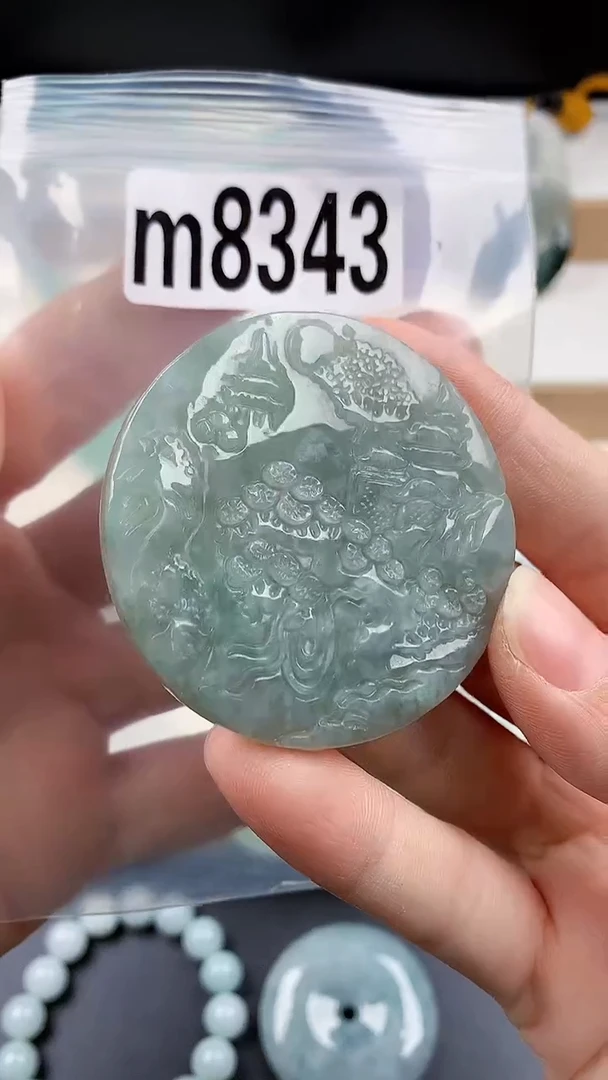 颈饰未镶嵌翡翠天然翡翠吊坠挂件