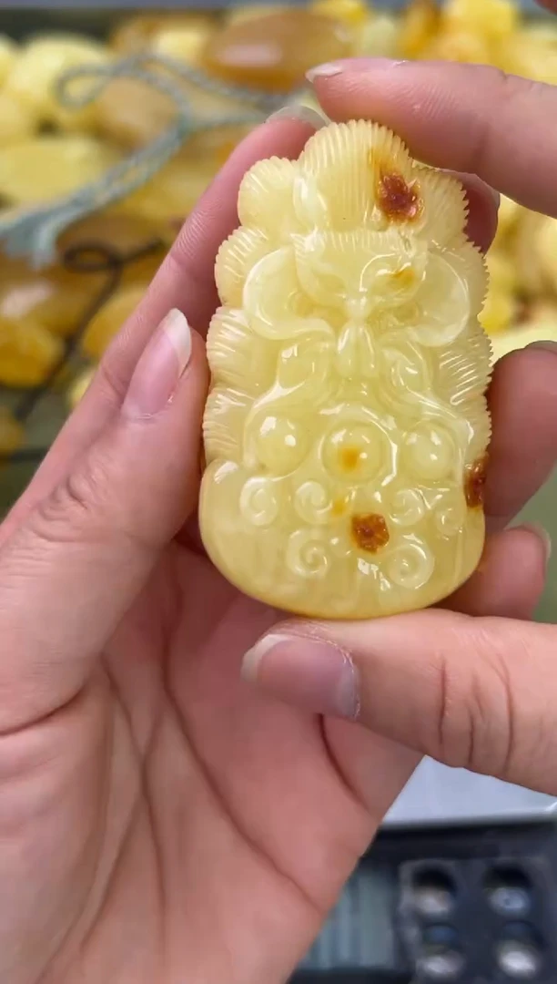 裸石琥珀未镶嵌琥珀蜜蜡吊坠