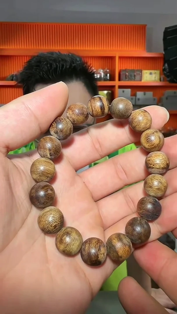 沉香手串35号单圈黎母山1.3多样性发一