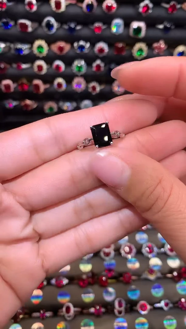 【闪购商品】蓝宝石戒指银S925镶嵌山蓝79