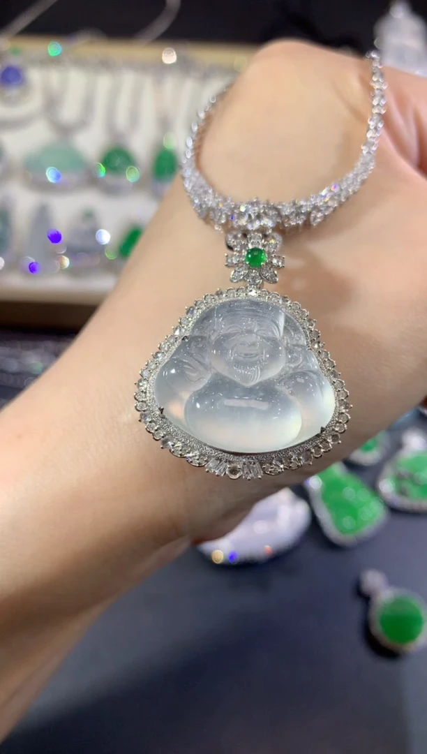 吊坠(不含链)18K金镶嵌翡翠97-米爷（不含链和扣