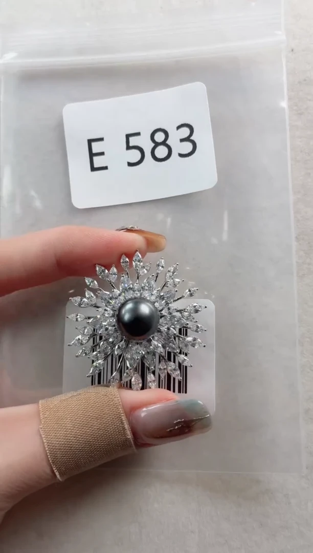 未镶嵌胸针海水珍珠E583