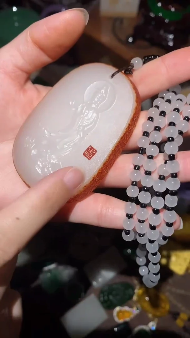 和田玉（子料）未镶嵌颈饰永玉阁精品专属摆件