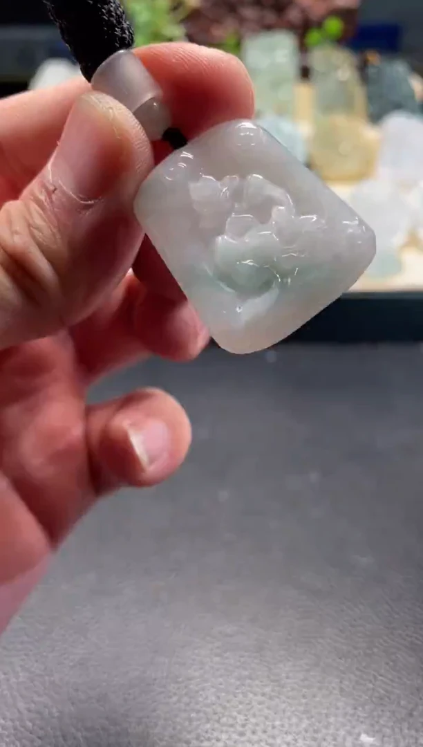 颈饰未镶嵌翡翠12/27/116