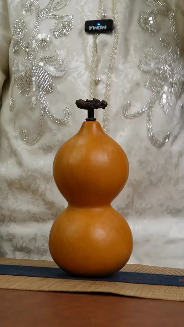 878号 天然热水酒葫芦 一物一拍（有瑕介意勿拍）