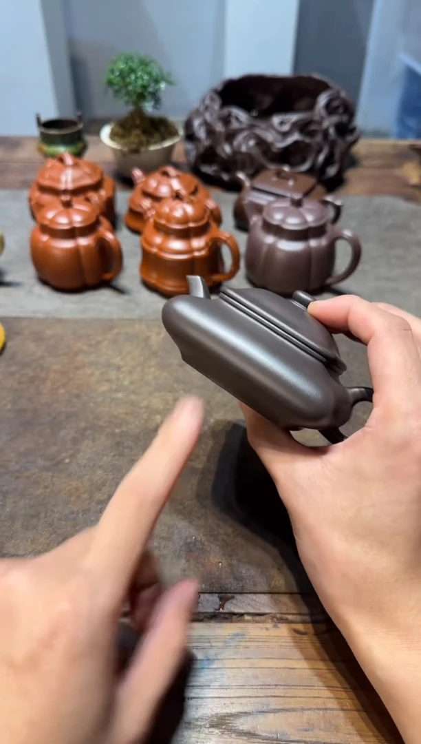 茶壶紫砂世****科寒灰老人老紫泥