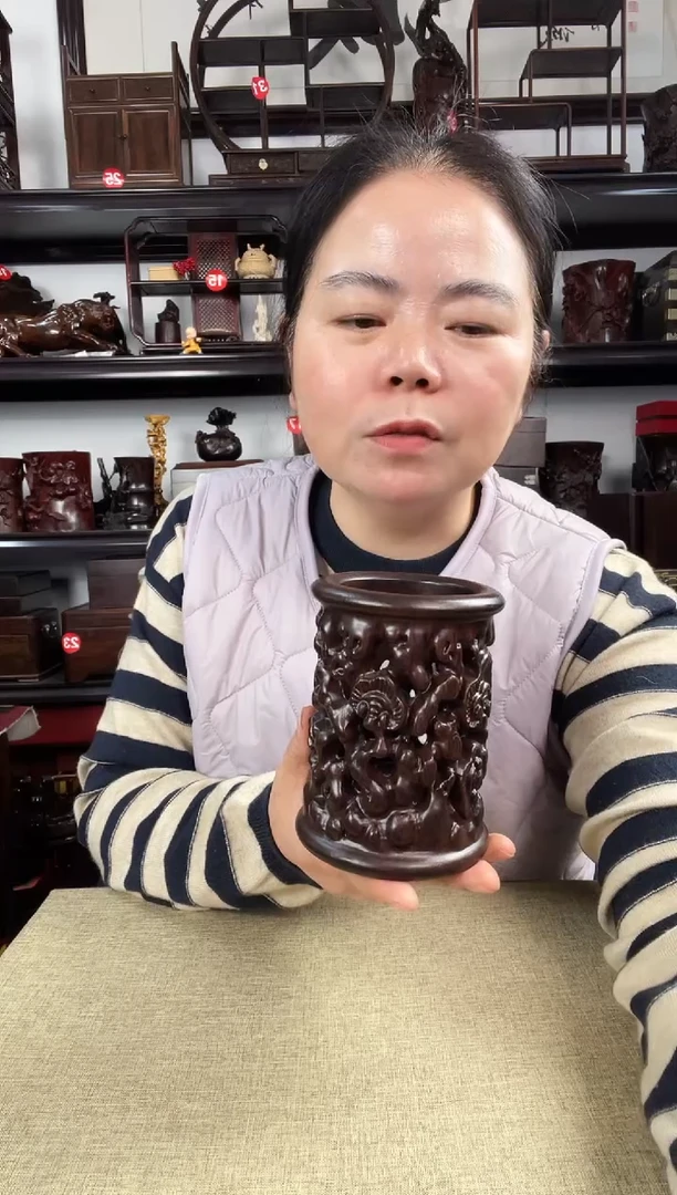 木新款笔筒老李红木工艺品