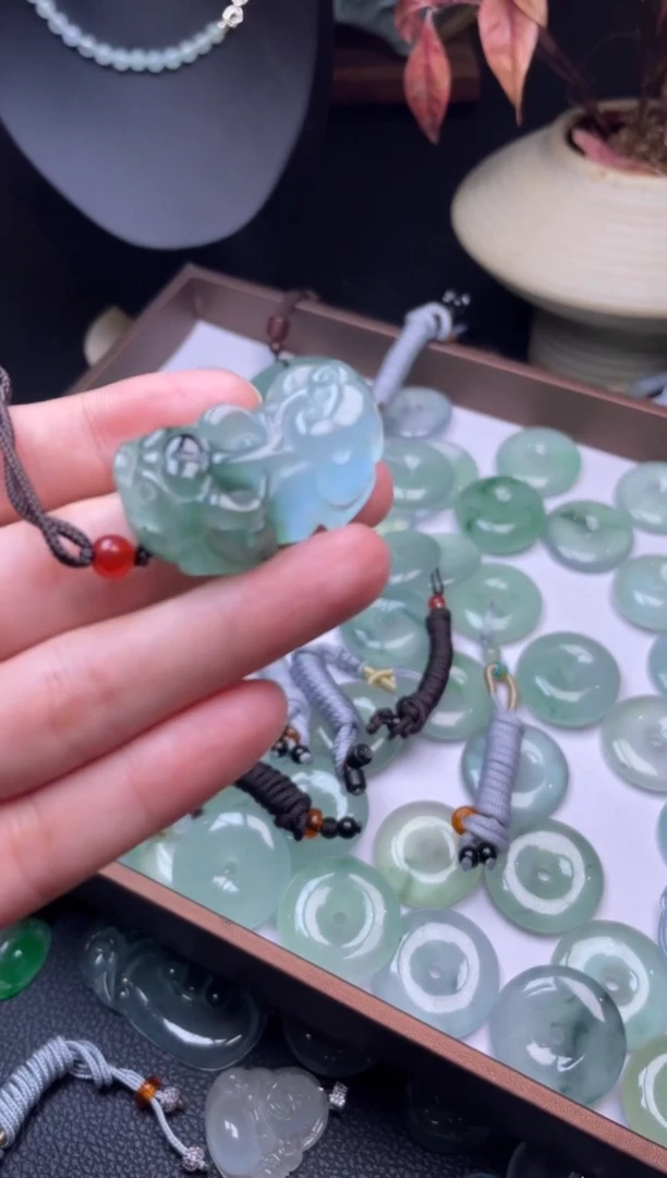 珐琅非金属精品吊坠一物一拍