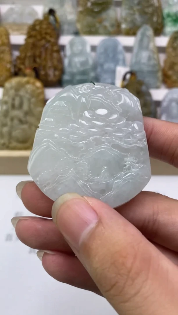 翡翠未镶嵌颈饰九*天然翡翠