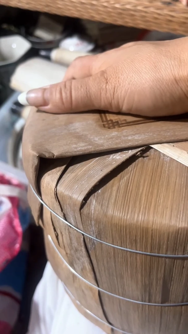 87676876458687467678