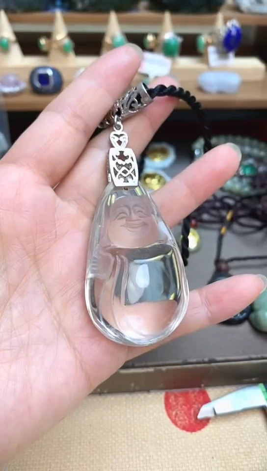 颈饰未镶嵌水晶范*白水晶佛公