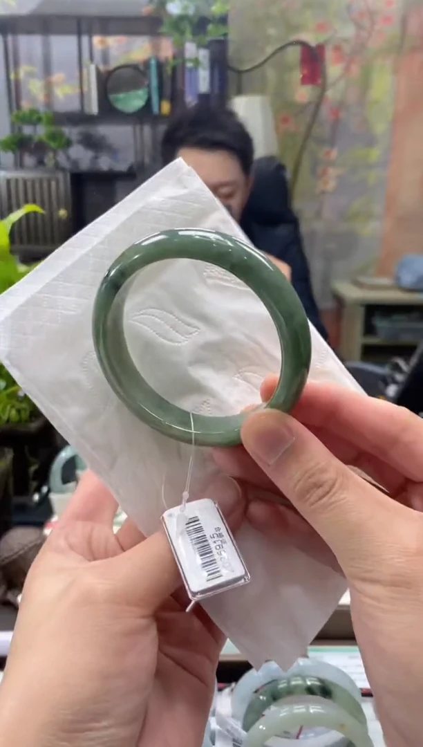 未镶嵌手镯翡翠00001024