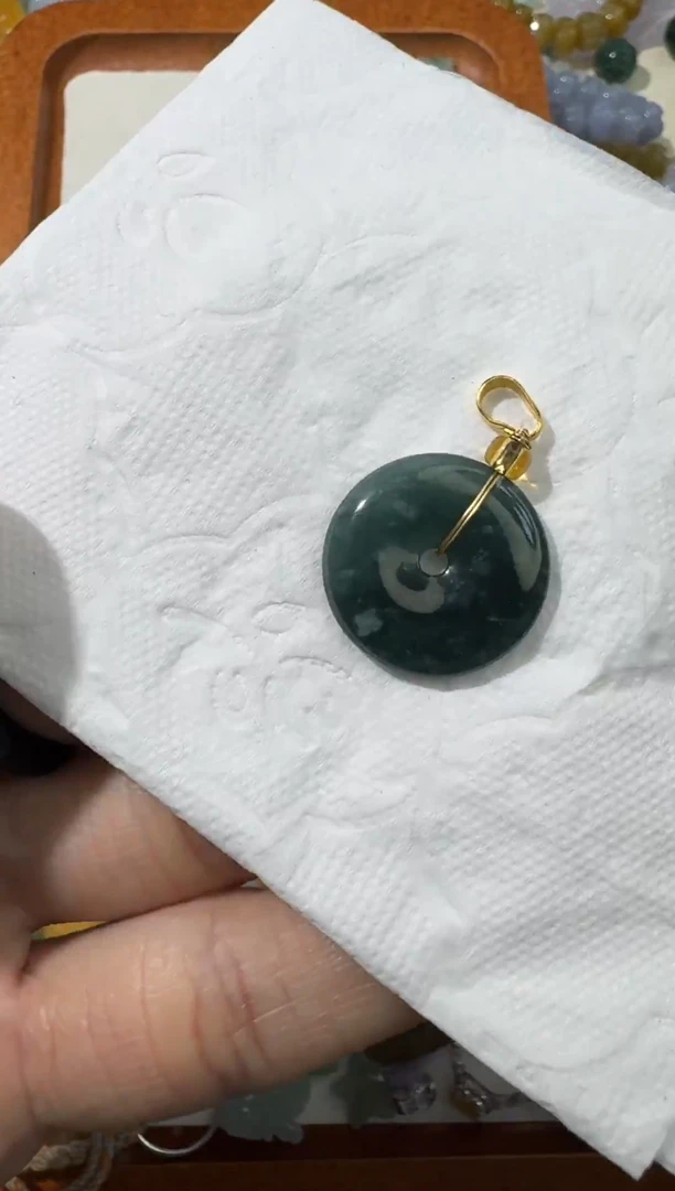 【闪购商品】翡翠颈饰未镶嵌【闪购商品】 天然翡翠