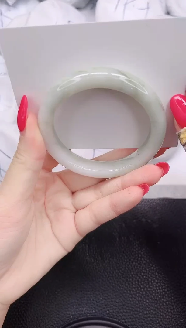 未镶嵌手镯石英质玉18-53.1