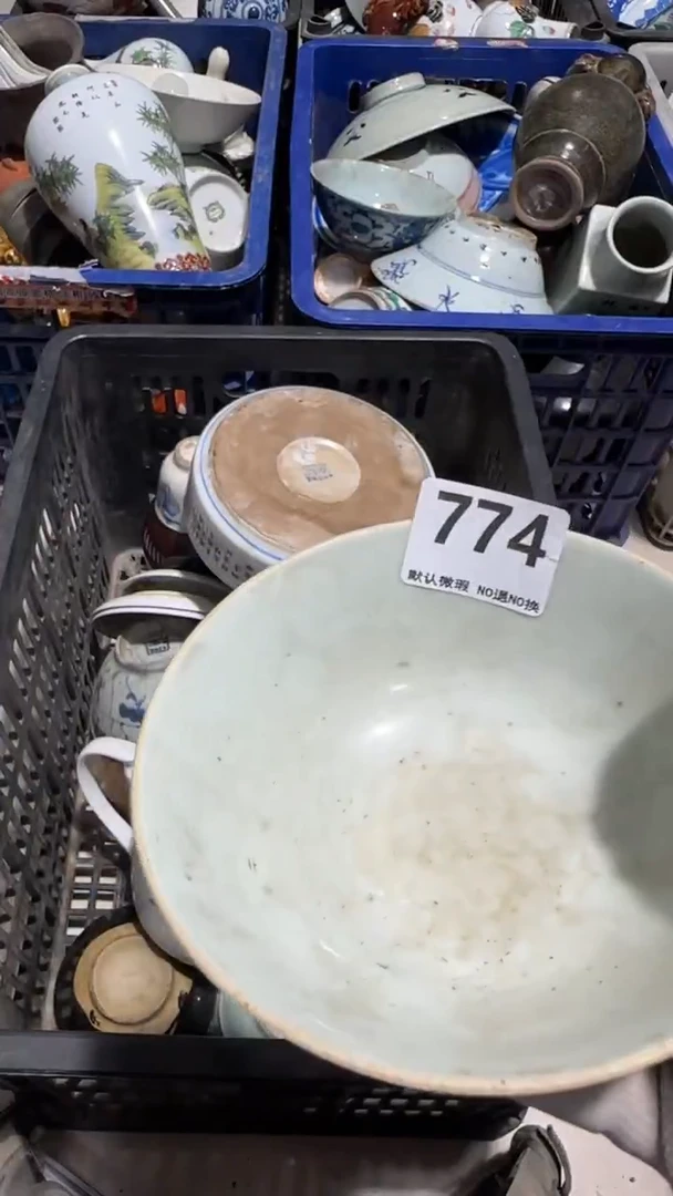 瓷片藝*人亿容工艺品774