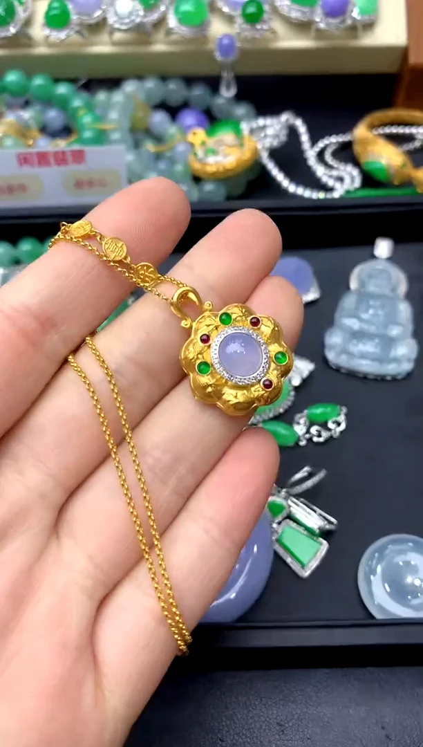 颈饰18K金镶嵌翡翠686-中国好珍宝