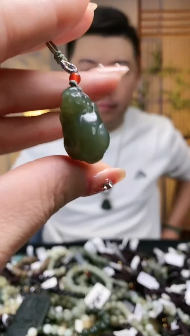 【闪购商品】和田玉颈饰未镶嵌多样性发货，拍一发一