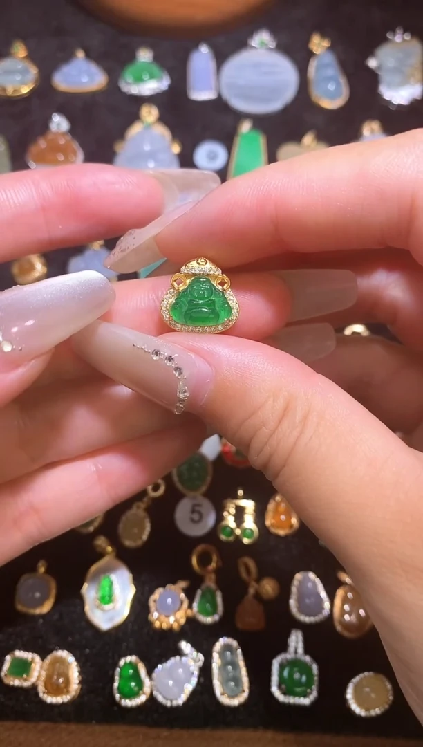 颈饰银S925镶嵌翡翠天然a货翡翠