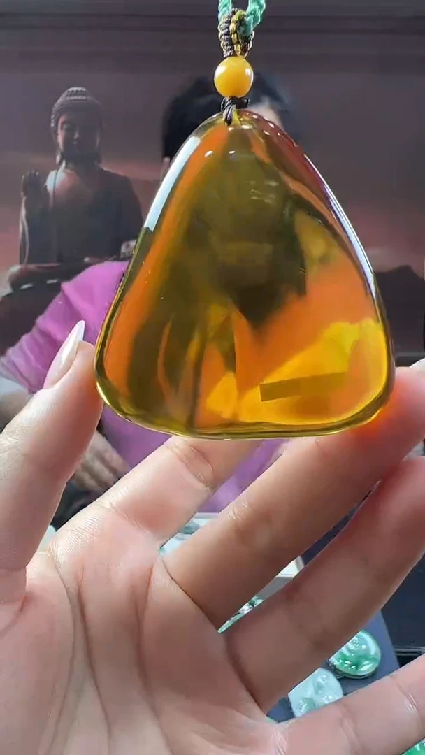 琥珀颈饰未镶嵌吊坠