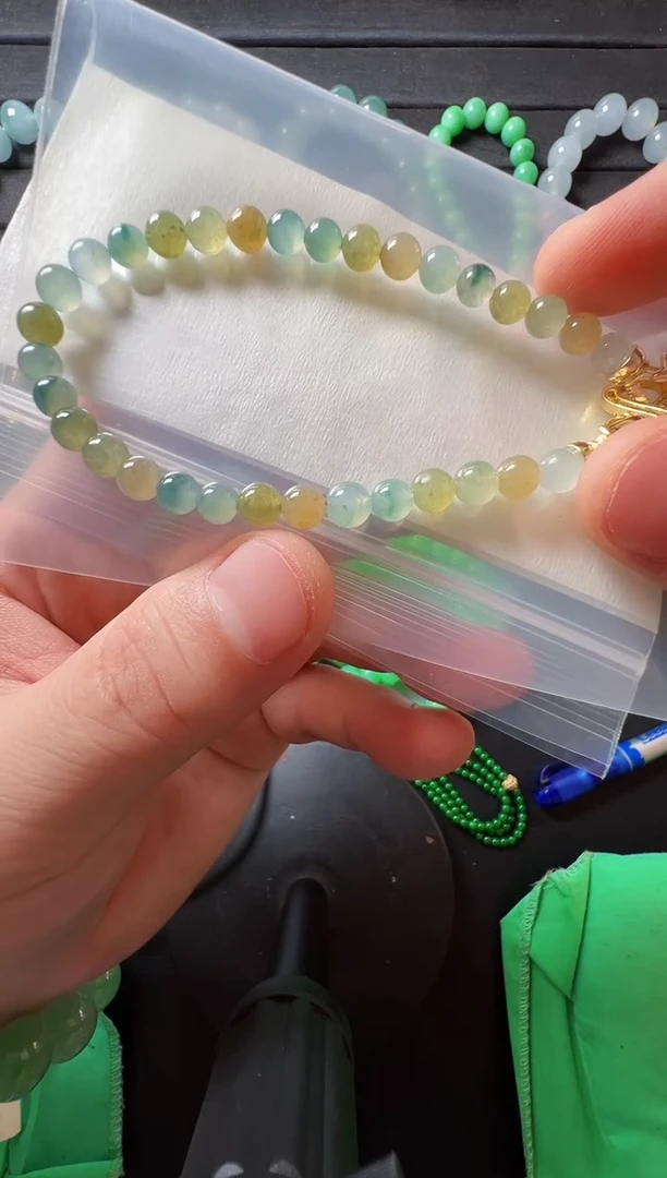 未镶嵌定制翡翠山**平缅甸天然翡翠A货