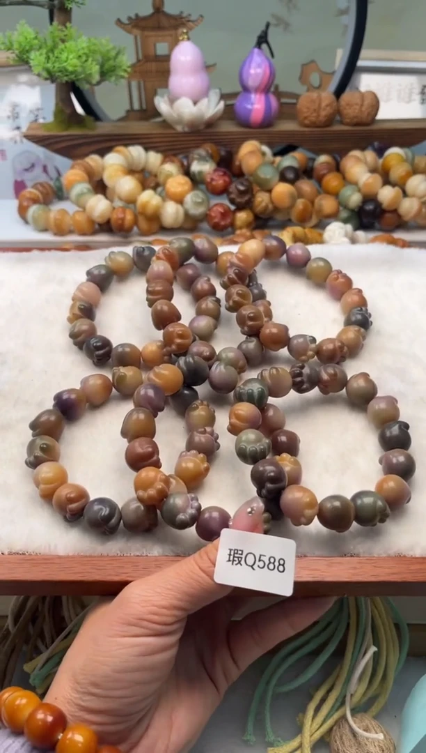 【闪购商品】菩提根/象牙果手串15+mm瑕猫爪随机一串不挑Q588
