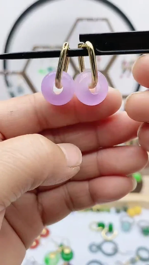 未镶嵌石英质玉（天山翠）耳饰45