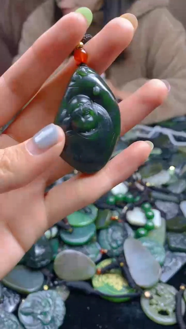 未镶嵌和田玉珠宝半成品1