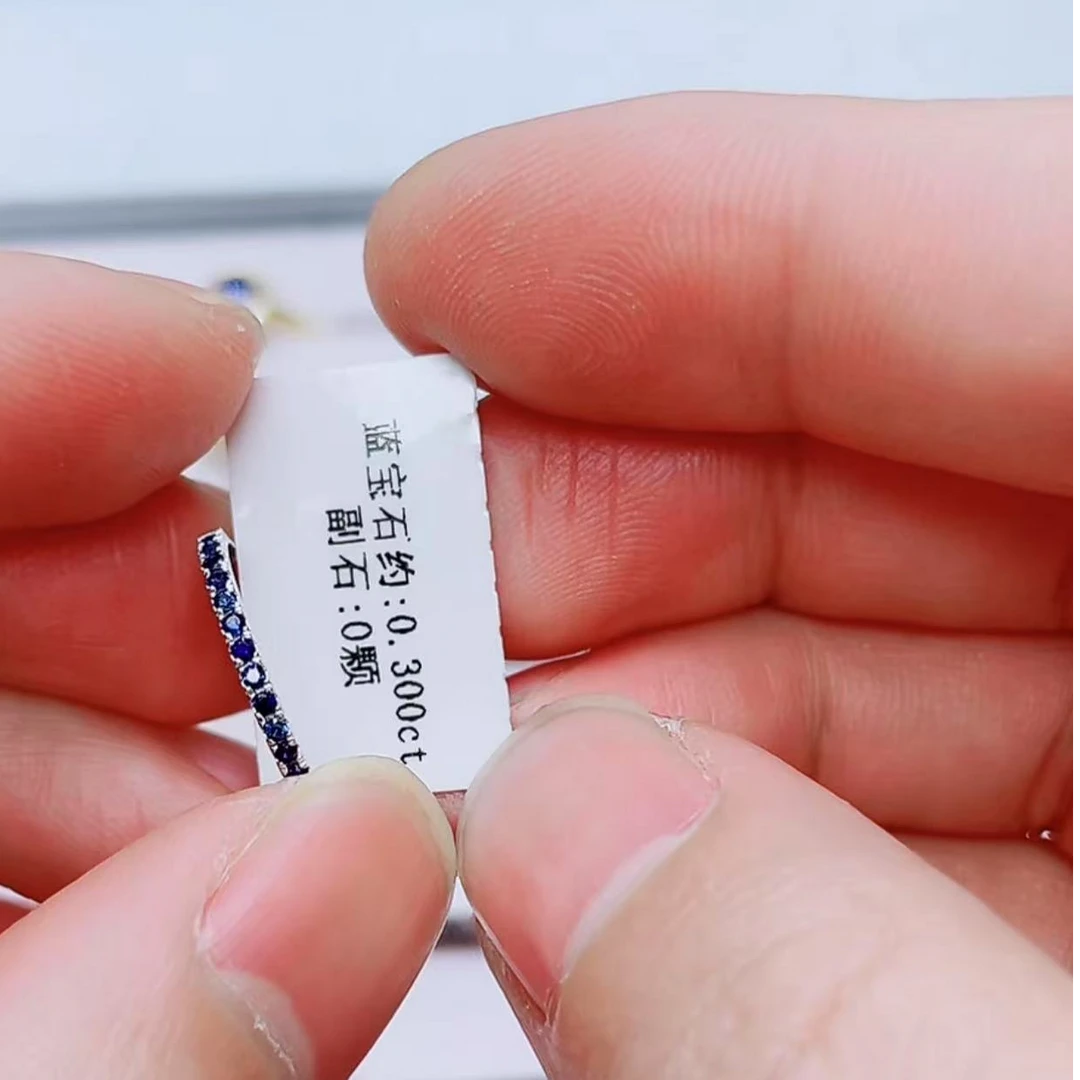 18k天然蓝宝石戒指