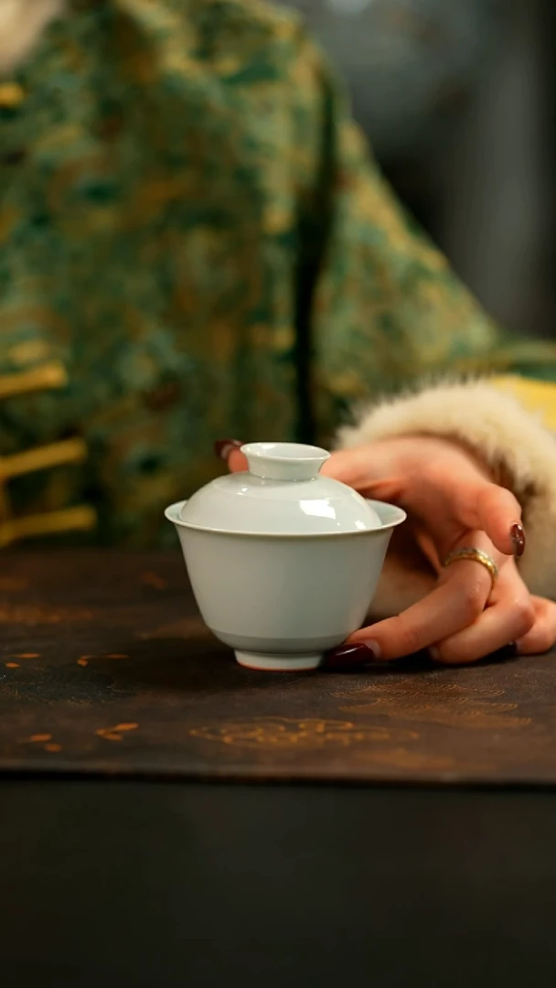 【闪购商品】瓷片            拍拍拍