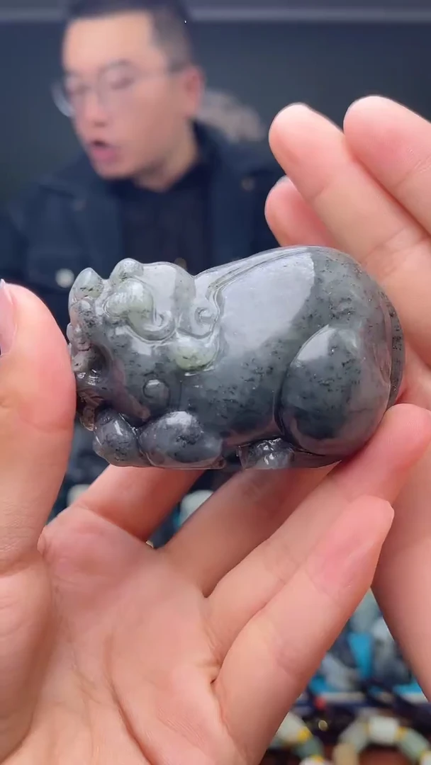 未镶嵌和田玉挂件1