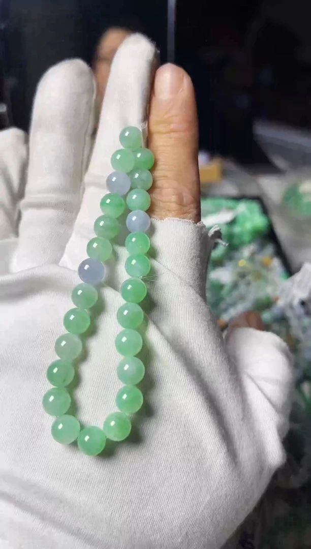 散珠翡翠翡翠手串卡7+