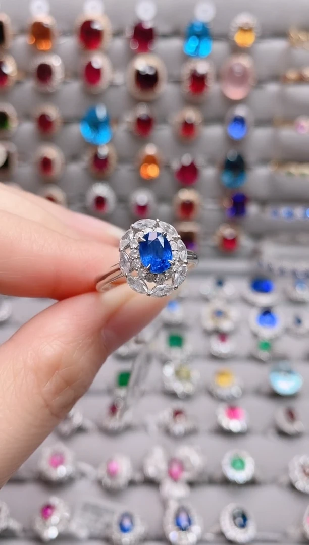 【闪购商品】蓝宝石18K金戒指18K金镶嵌1