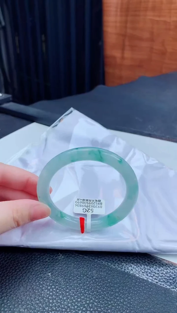 翡翠手镯未镶嵌缅甸天然翡翠A货手镯