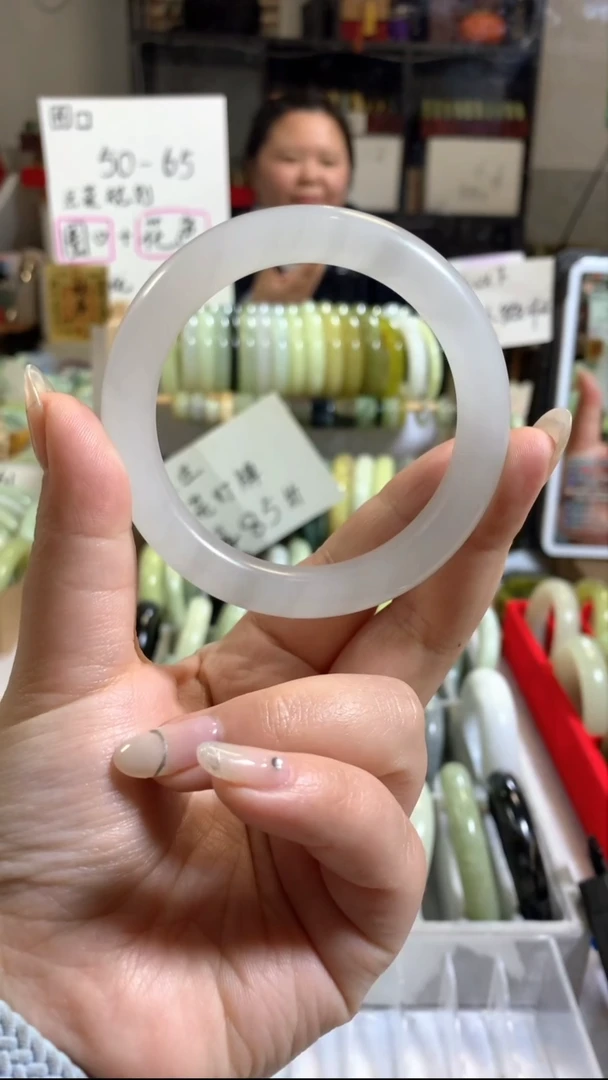 未镶嵌岫玉手镯39（56+）