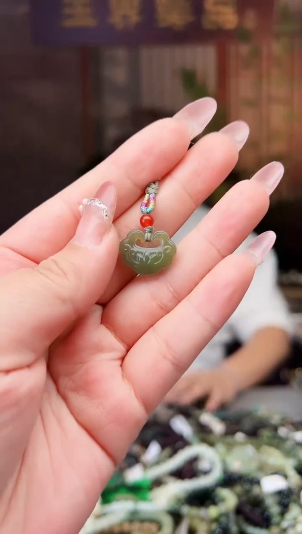 【闪购商品】和田玉颈饰未镶嵌多样性发一