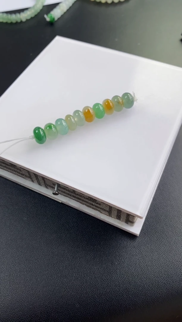 翡翠散珠32天然A货翡翠散珠