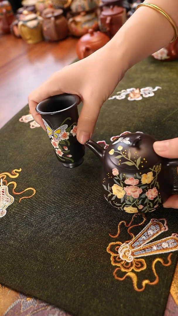 茶壶紫砂黑料蝴蝶闻香杯
