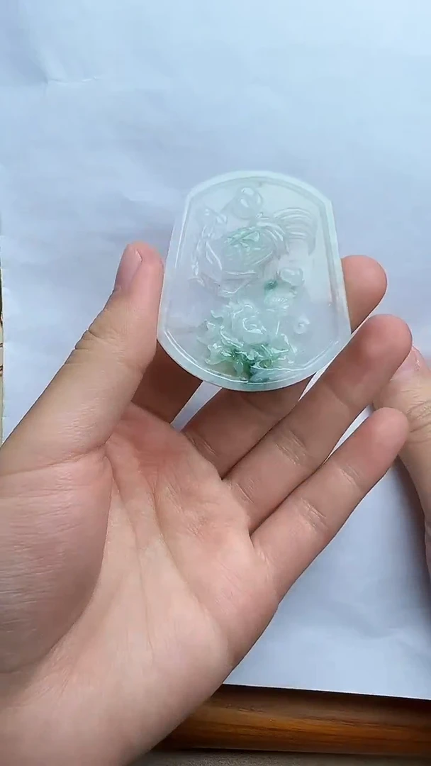 【闪购商品】翡翠颈饰未镶嵌牡丹kk