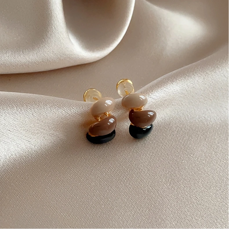 铜合金耳饰 复古小众设计撞色耳钉女耳环2025新款时尚独特耳饰品