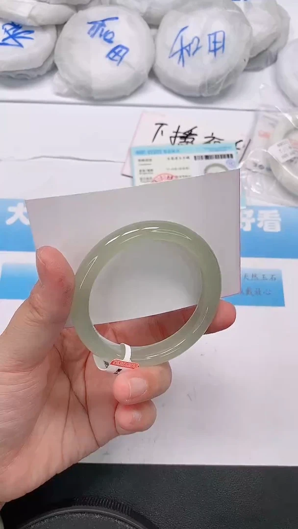 未镶嵌手镯石英质玉322/53-54