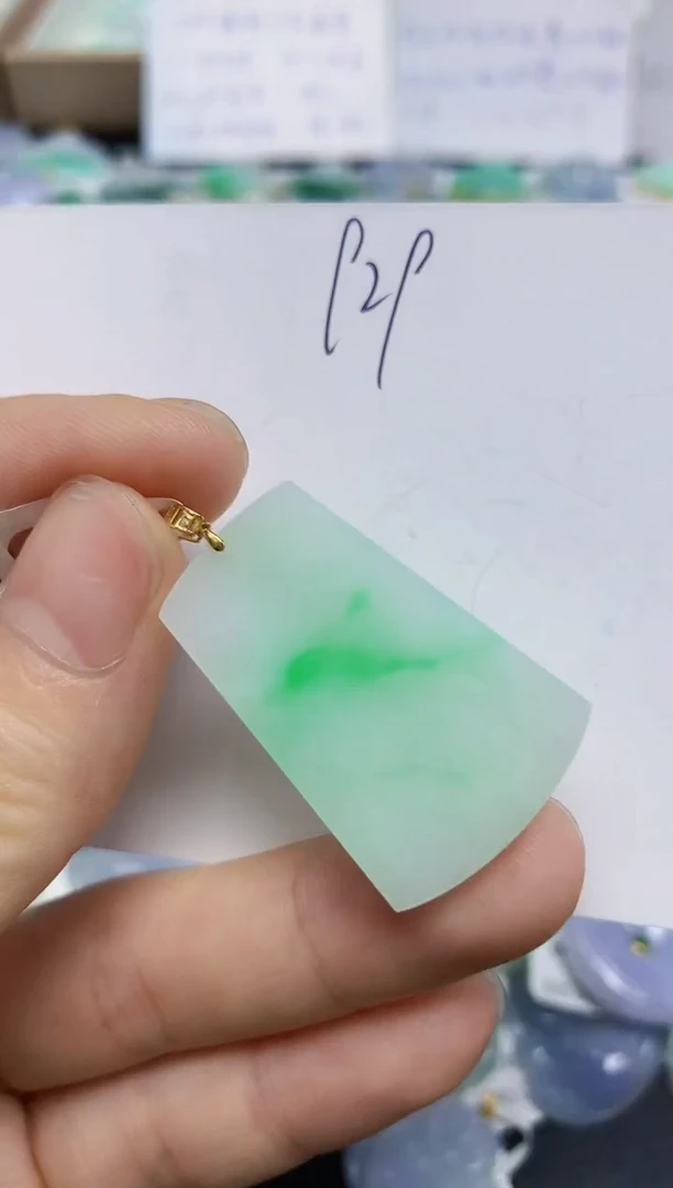 翡翠未镶嵌颈饰天然缅甸翡翠A货