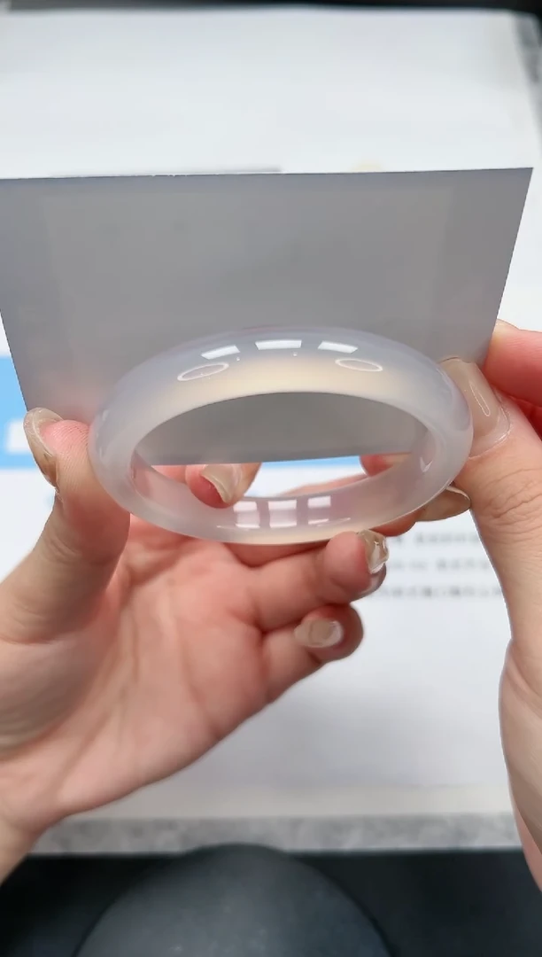 【闪购商品】玛瑙/玉髓手镯未镶嵌24/荔枝57