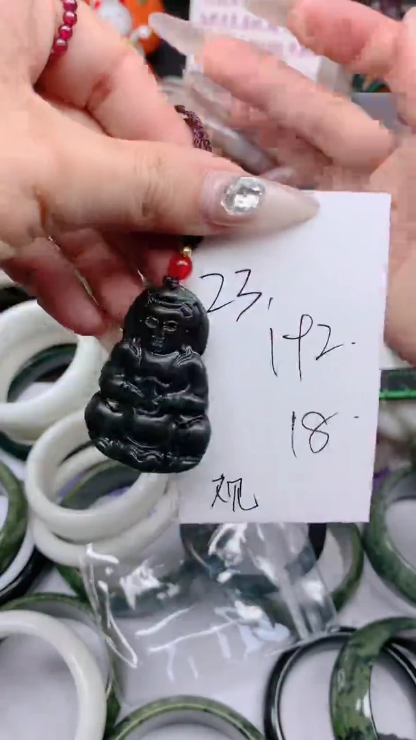 石英质玉手镯未镶嵌192