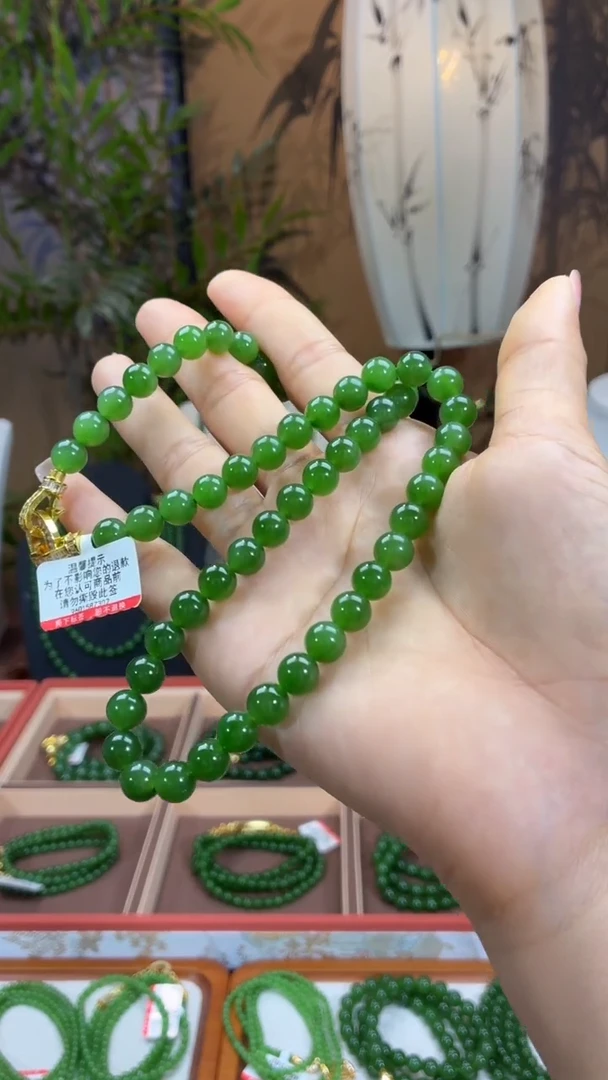 和田玉（碧玉）未镶嵌颈饰8mm阳绿无矿高货锁骨链