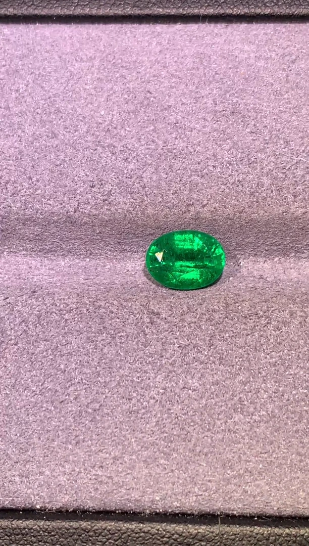 裸石祖母绿1.53ct赞比亚明亮沃顿微油吉尔德