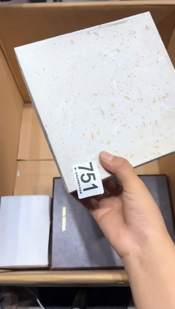 瓷片W***y751..........