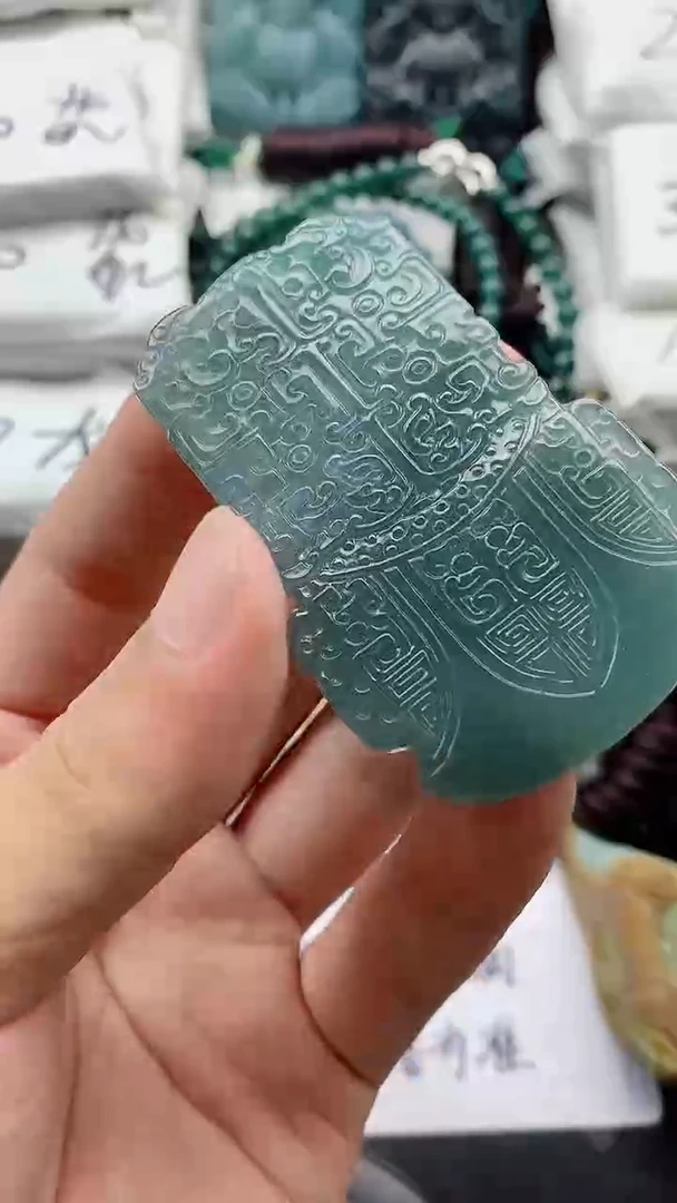 翡翠未镶嵌颈饰88888888888